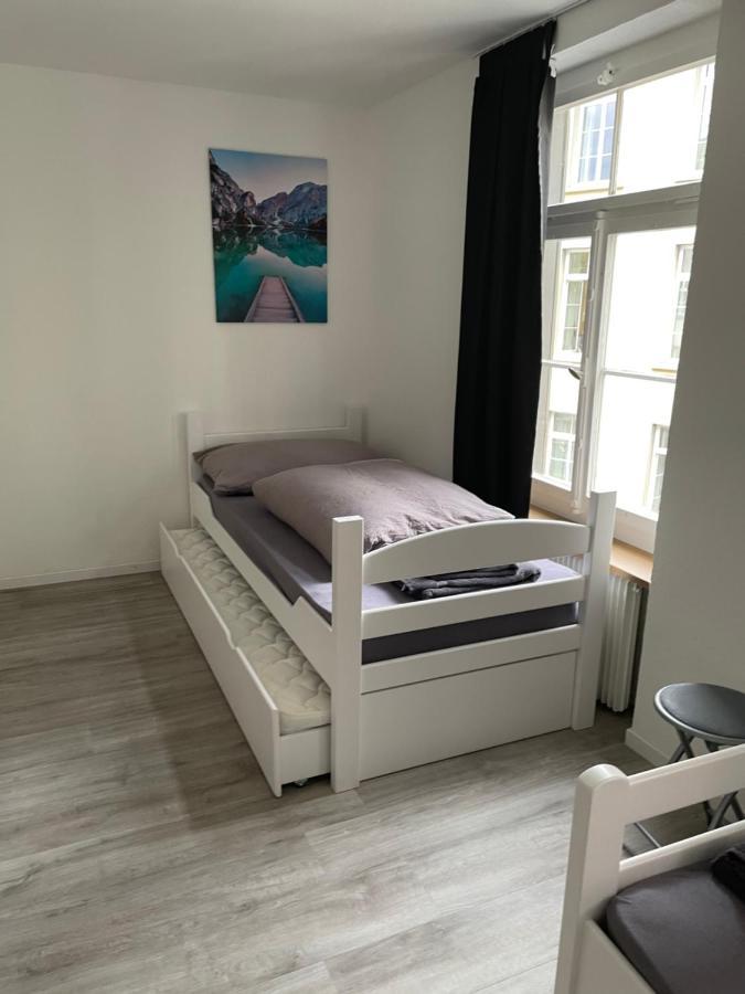 Haus Zur Eiche Private 1 Zimmerstudios * Cuera